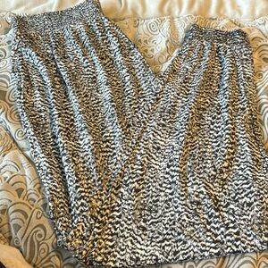 NWT H&M PANTS - WOMENS MEDIUM